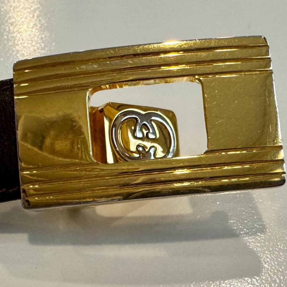 Vintage GUCCI GG Brass Buckle Made in Italy, w/free reversible leather strap - Picture 3 of 11